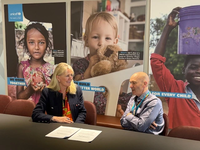 ■International Development Minister Carolyn Labey and Dr Philip Goodwin, chief executive at the UK committee for UNICEF,